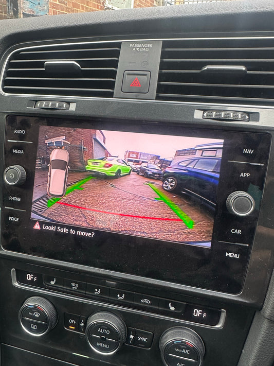 Volkswagen Golf Mk 7 & 7.5 Highline Flip out reverse camera